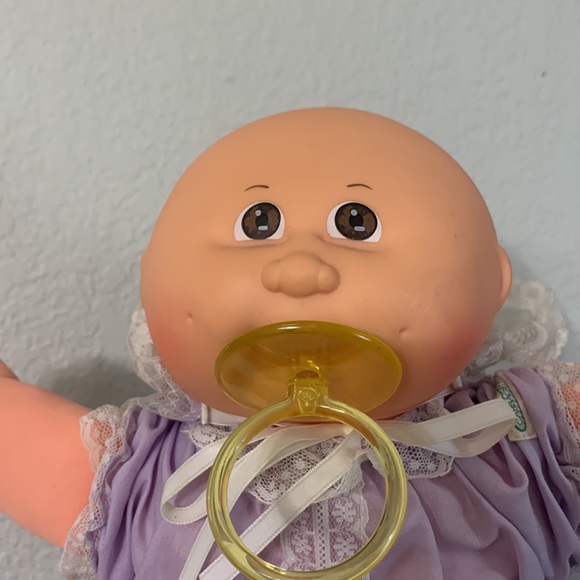 Cabbage Patch doll Preemie brown eyes purple gown 1982 - Picture 3 of 11